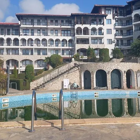 Daire Monastery Ii Garden Like *