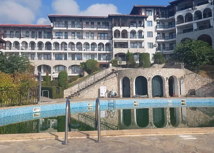 Daire Monastery Ii Garden Like *