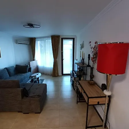 Monastery Ii Garden Like Apartment *