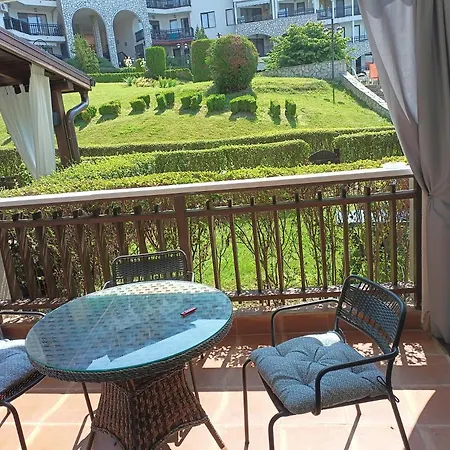 Apartment Monastery Ii Garden Like